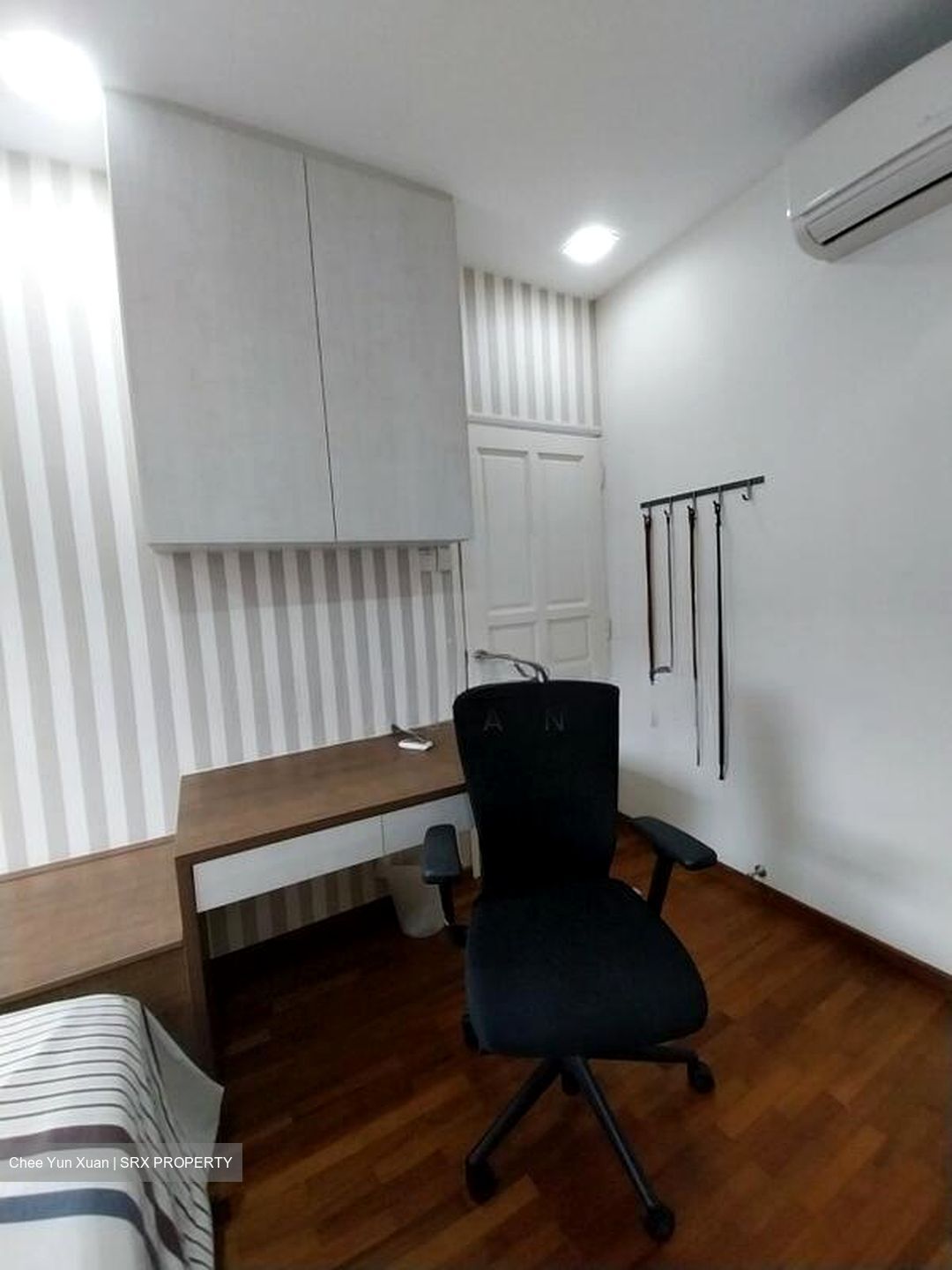 Apollo Gardens (D16), Terrace #519862781